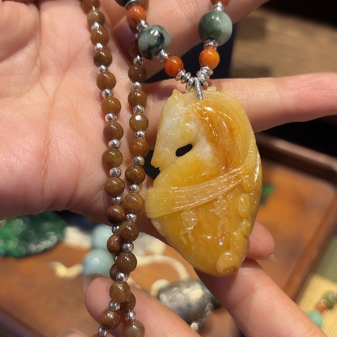 翡翠颈饰未镶嵌原创