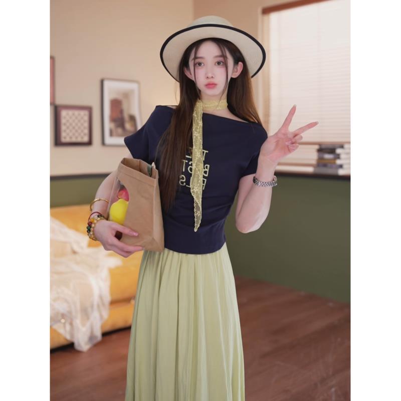 余紫绮【月桥】欧若风 高级感上衣+半身裙两件套装ZO1217133