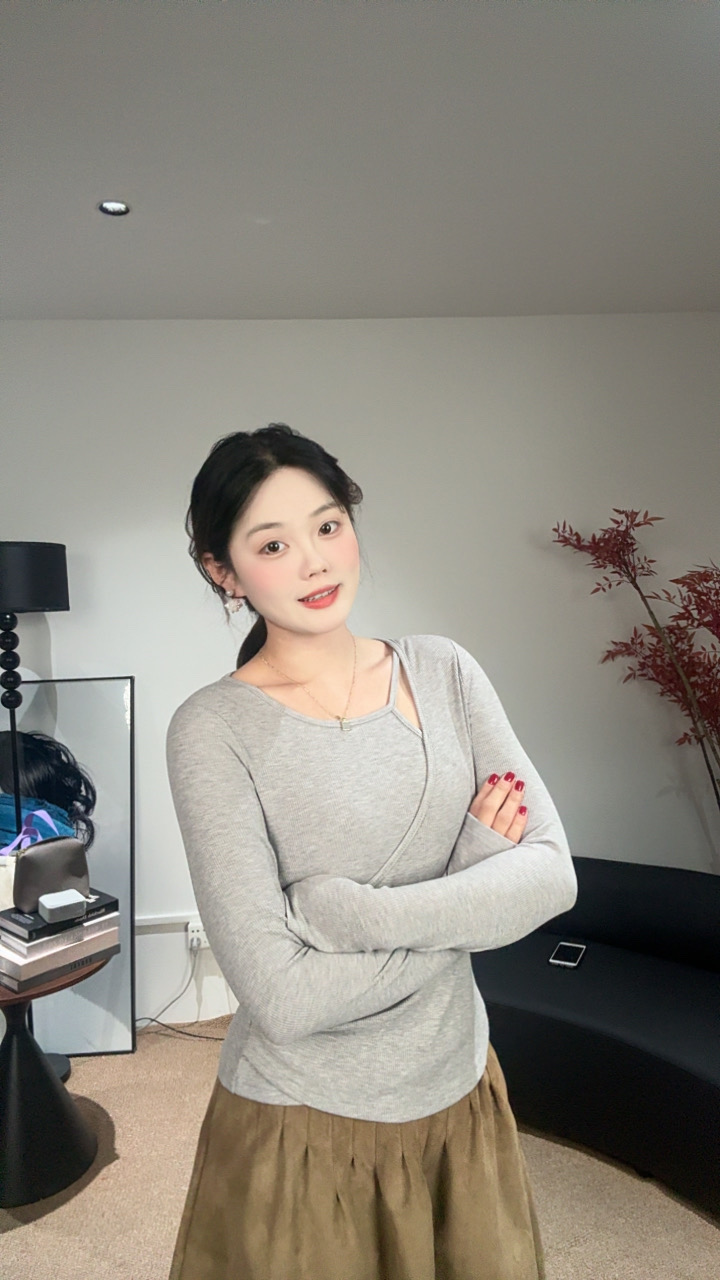 010橙子~新款设计感显瘦百搭T恤胖mm巨显瘦气质洋气百搭上衣