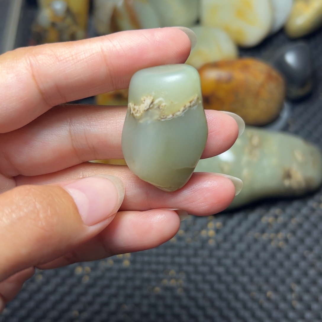 未镶嵌和田玉挂件1