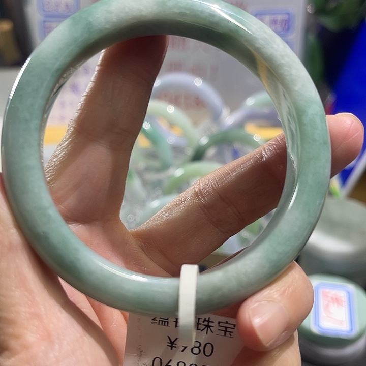 翡翠未镶嵌手镯纯天然缅甸翡翠手镯