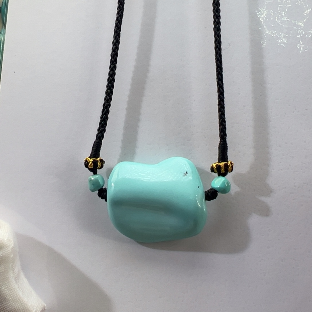 绿松石未镶嵌挂件