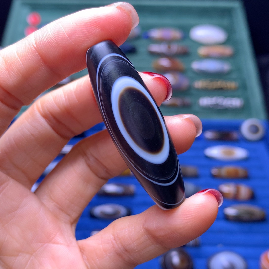 热***由玛瑙/玉髓未镶嵌颈饰