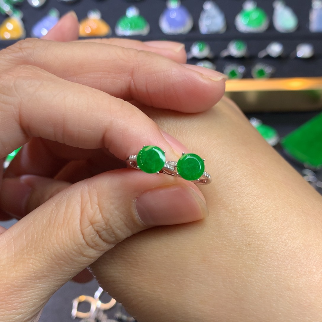 翡翠耳饰18K金镶嵌圆