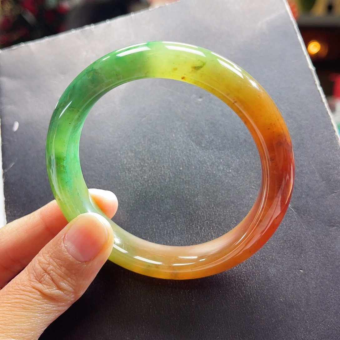 D***X石英质玉未镶嵌手镯