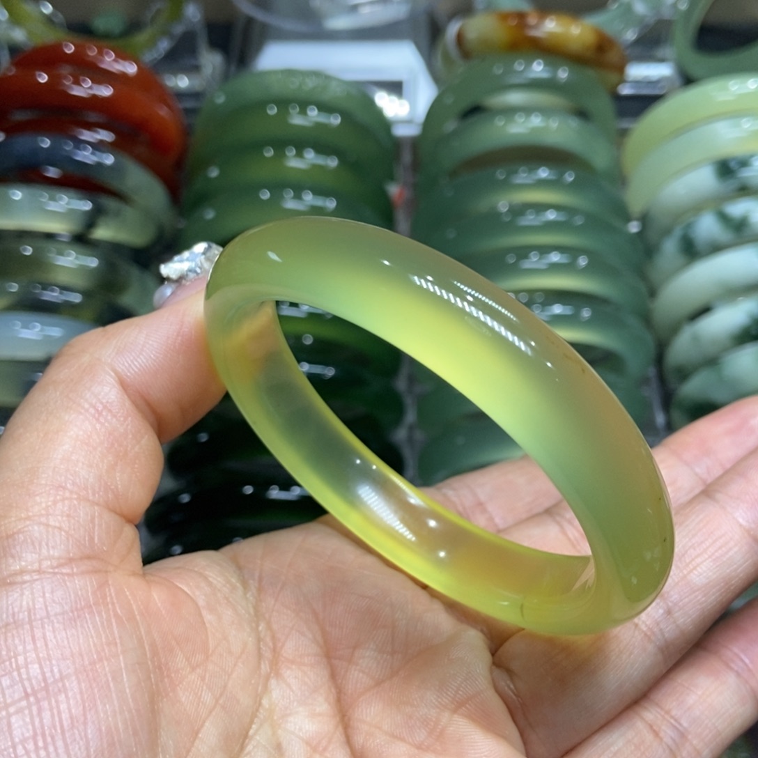 岫玉未镶嵌手镯60