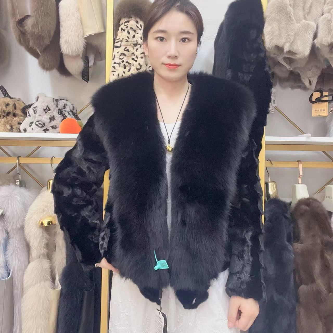 【修身气质】新款高端时尚55轻奢女装