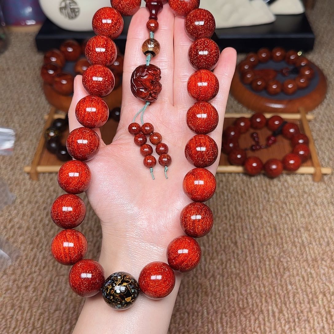 s***o檀香紫檀（小叶紫檀）想2.0红手