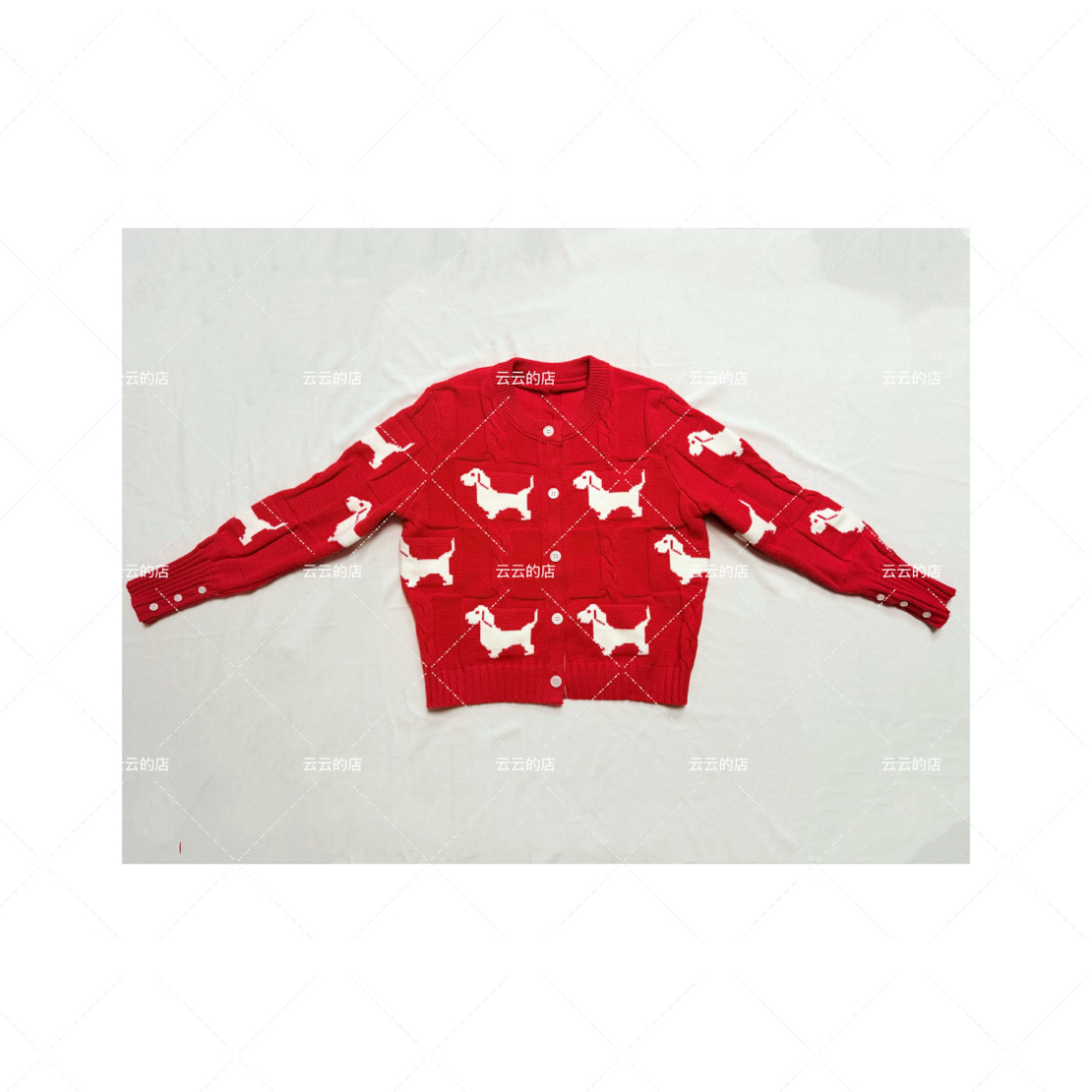 【新品】云云定制〰️TTB圆领领宅女风GOUGOU毛衣
