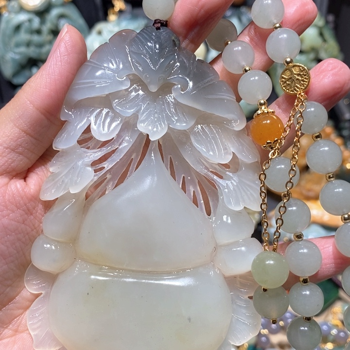 岫玉毛衣链未镶嵌