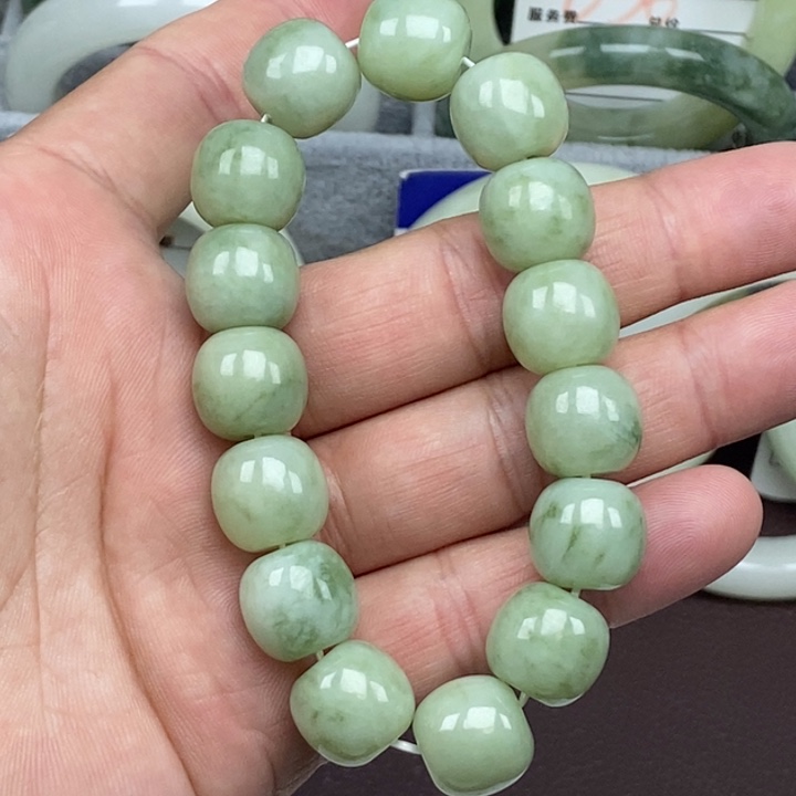 蛇纹石玉未镶嵌手链