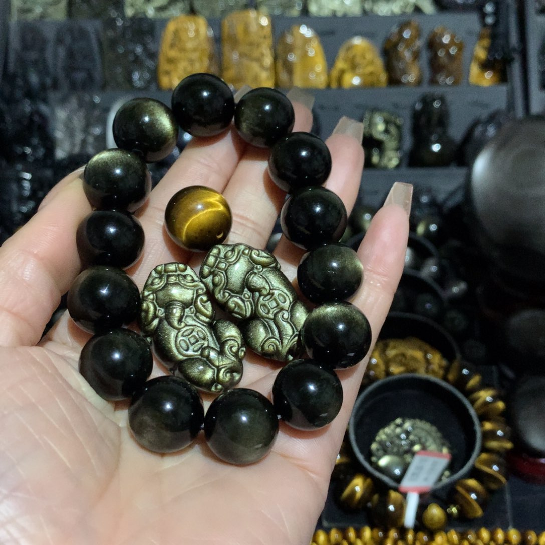 未镶嵌黑曜岩手链大**?定制