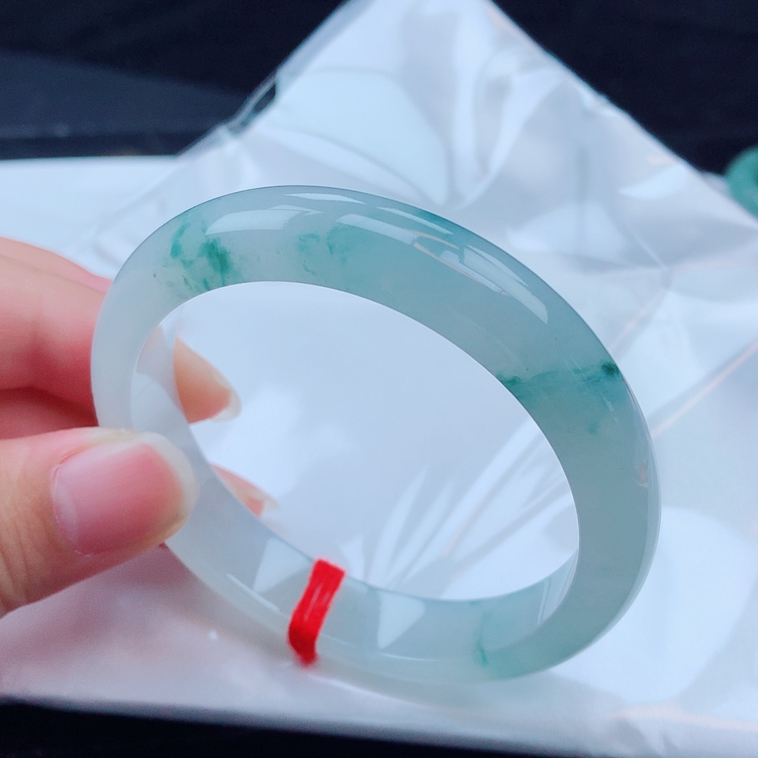 翡翠手镯未镶嵌天然缅甸翡翠A货手镯 