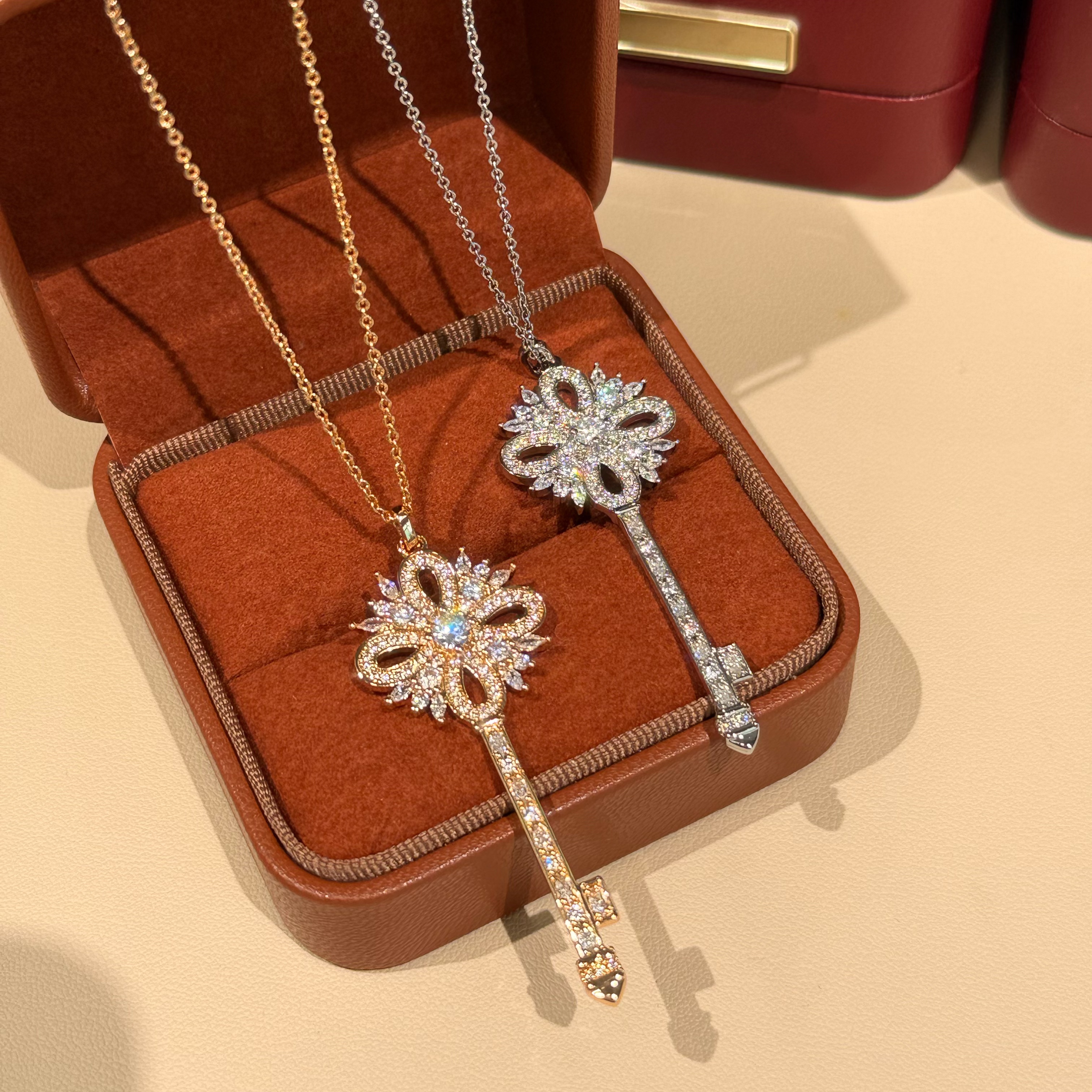 铜合金项链 [豪镶满钻钥匙]贵气高级百搭轻奢项链