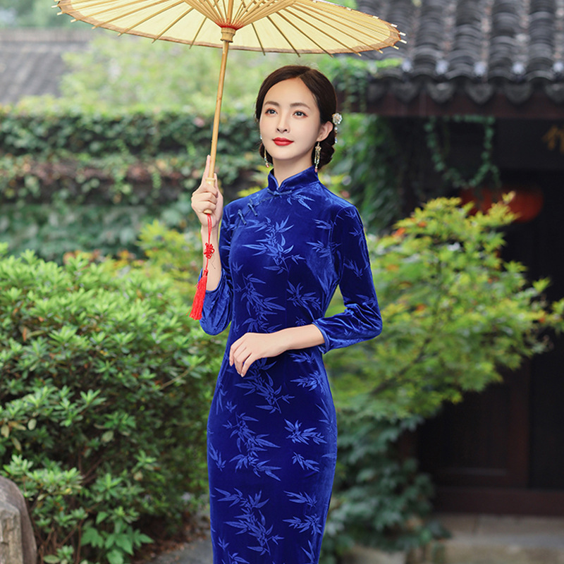 丝绒中袖新中式旗袍2025秋季气质中国风礼服妈妈修身长款蓝色大码