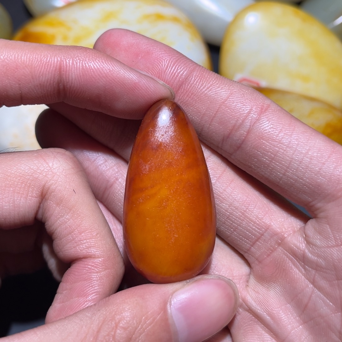 和田玉未镶嵌珠宝奇石