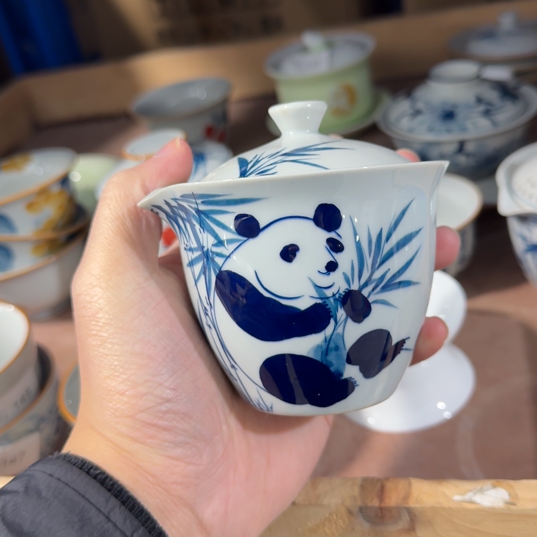 釉下手绘茶具微瑕