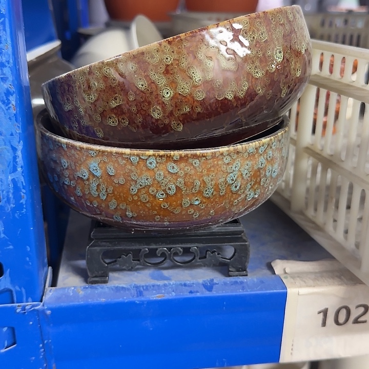 ··2盆++2个塑料托盘··随机颜色