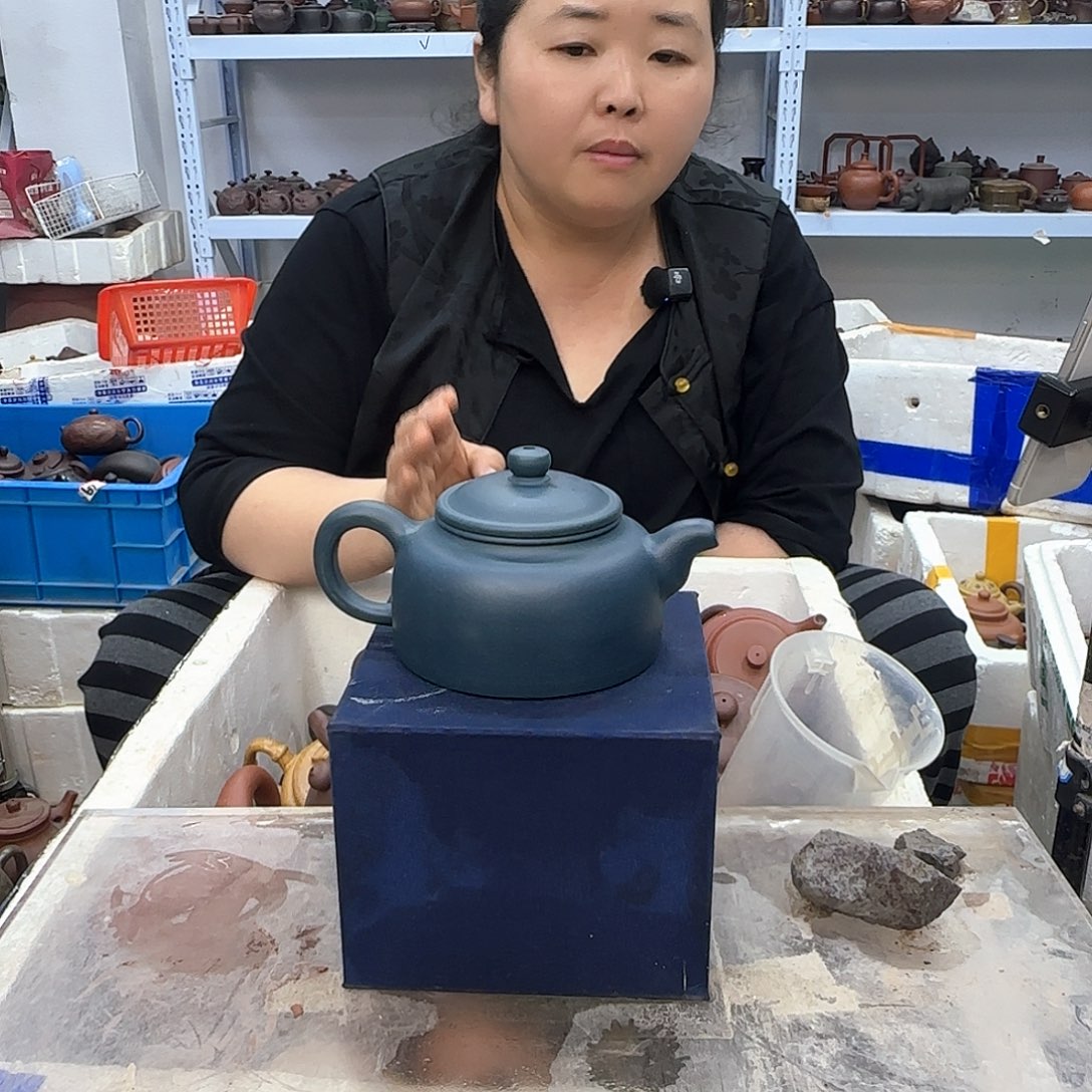 茶壶绿泥宜兴紫砂壶瑕疵处理