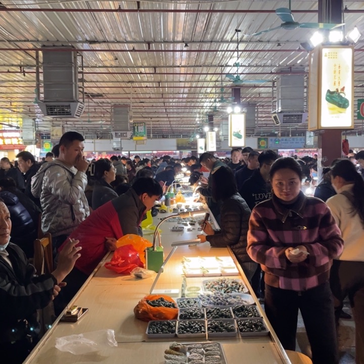 定制翡翠未镶嵌现金收货