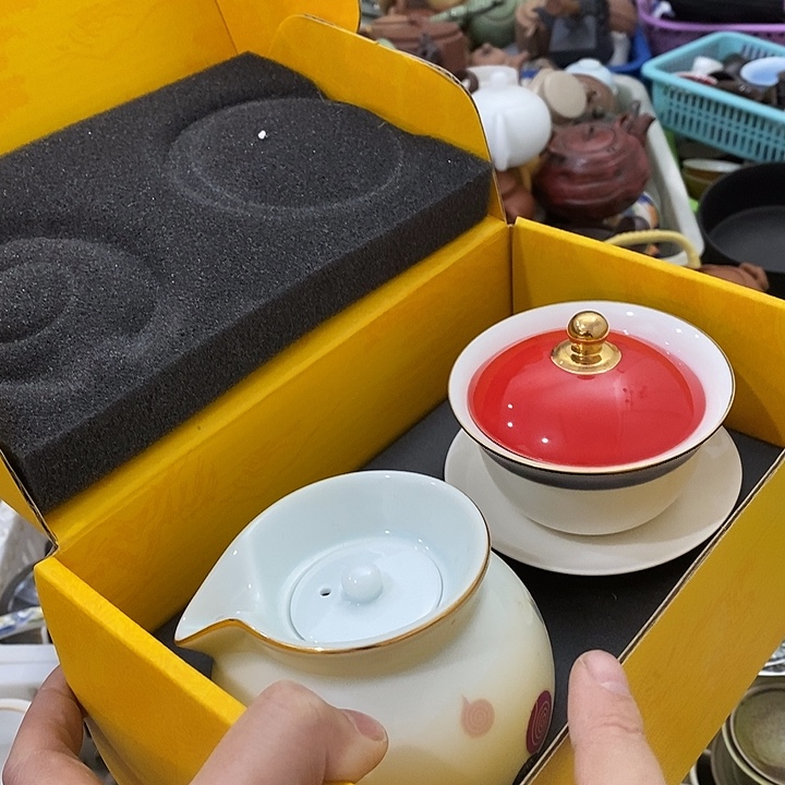 陶瓷艺术品及陶瓷制品