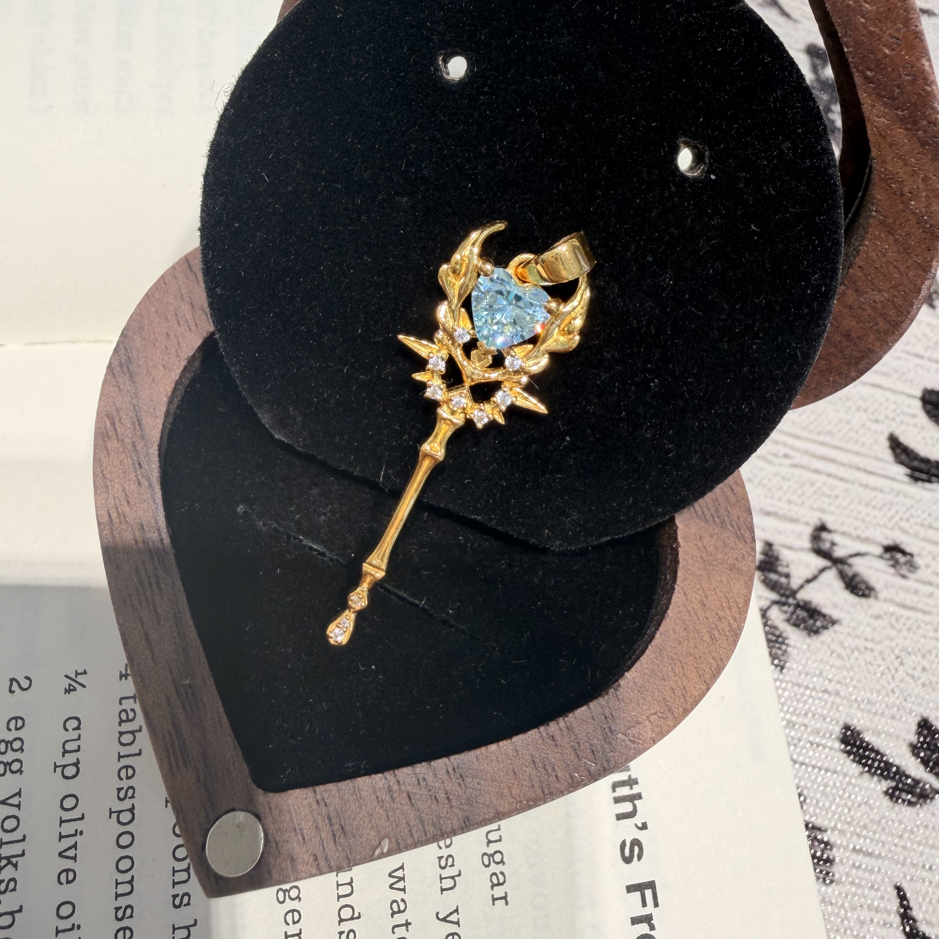 XQ『点钻海蓝宝魔法少女吊坠』黄金足金999 不含链 附加214