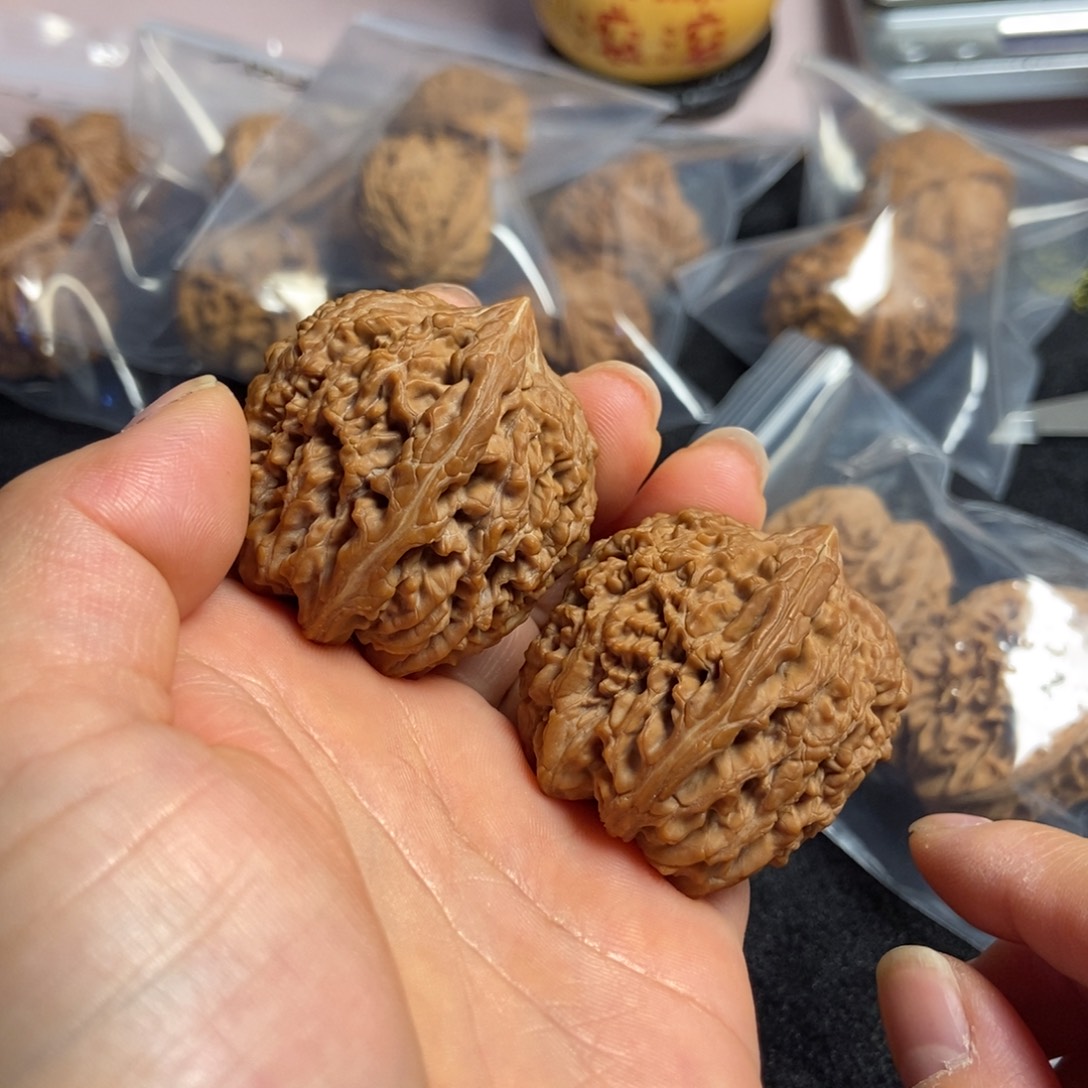 桃核吊坠蒜头精品毕业1500
