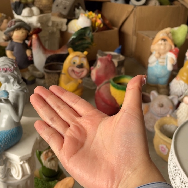 【闪购商品】陶瓷摆件熊大熊二一对摆件