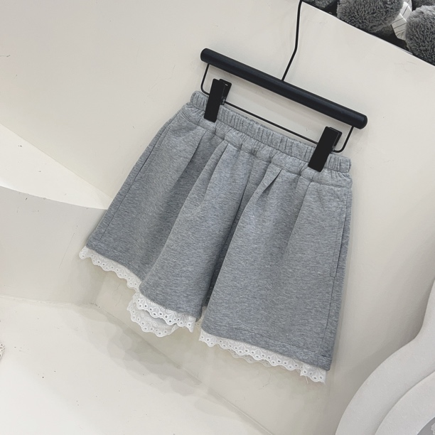 W童品家，（现货）2025夏款新款女童中大童牛仔短裤331