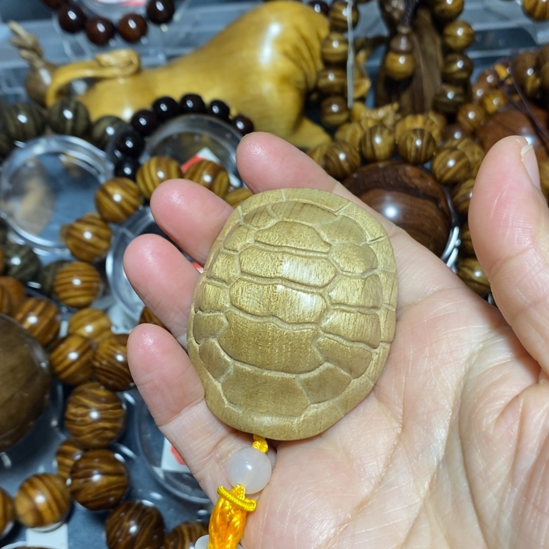 金丝楠木雕工艺品