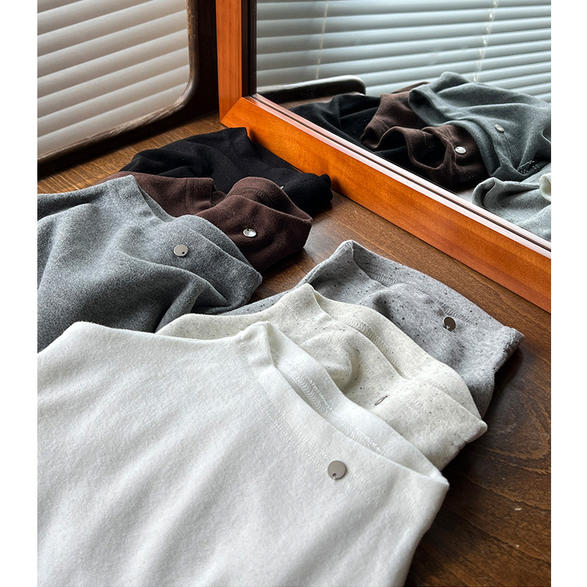 韩系小清新~软糯百搭磨毛慕斯绒高领打底衫女秋冬内搭长袖t恤上衣