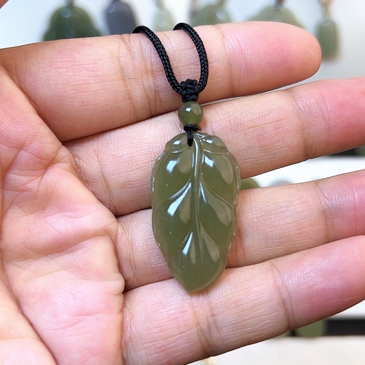 和田玉吊坠(不含链)未镶嵌666