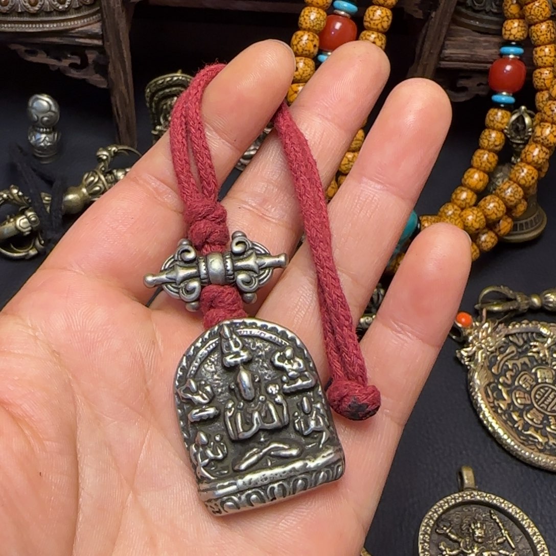 遇***6泥塑……藏传牌子……