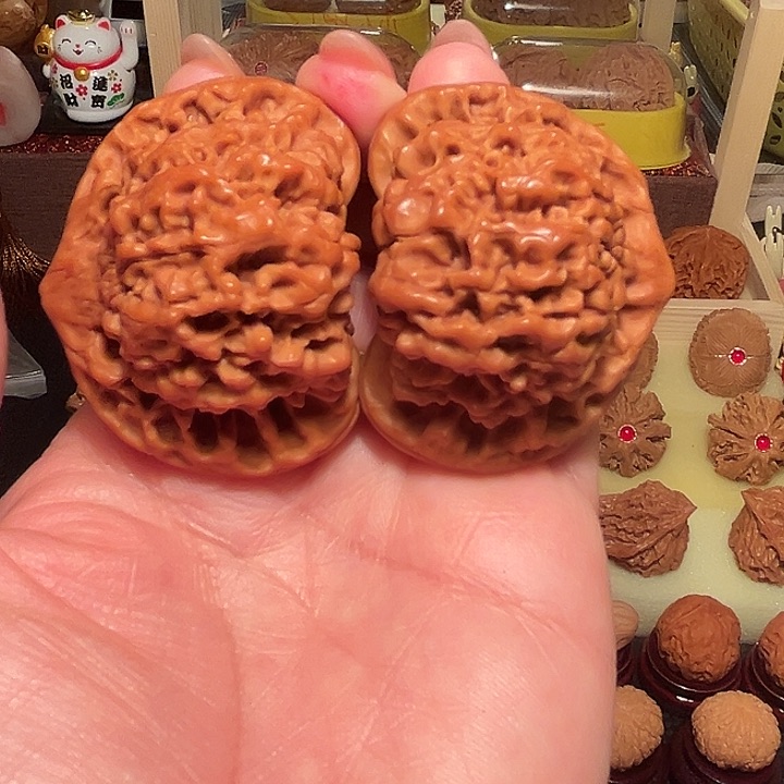 桃核把件雾**樱精品核桃