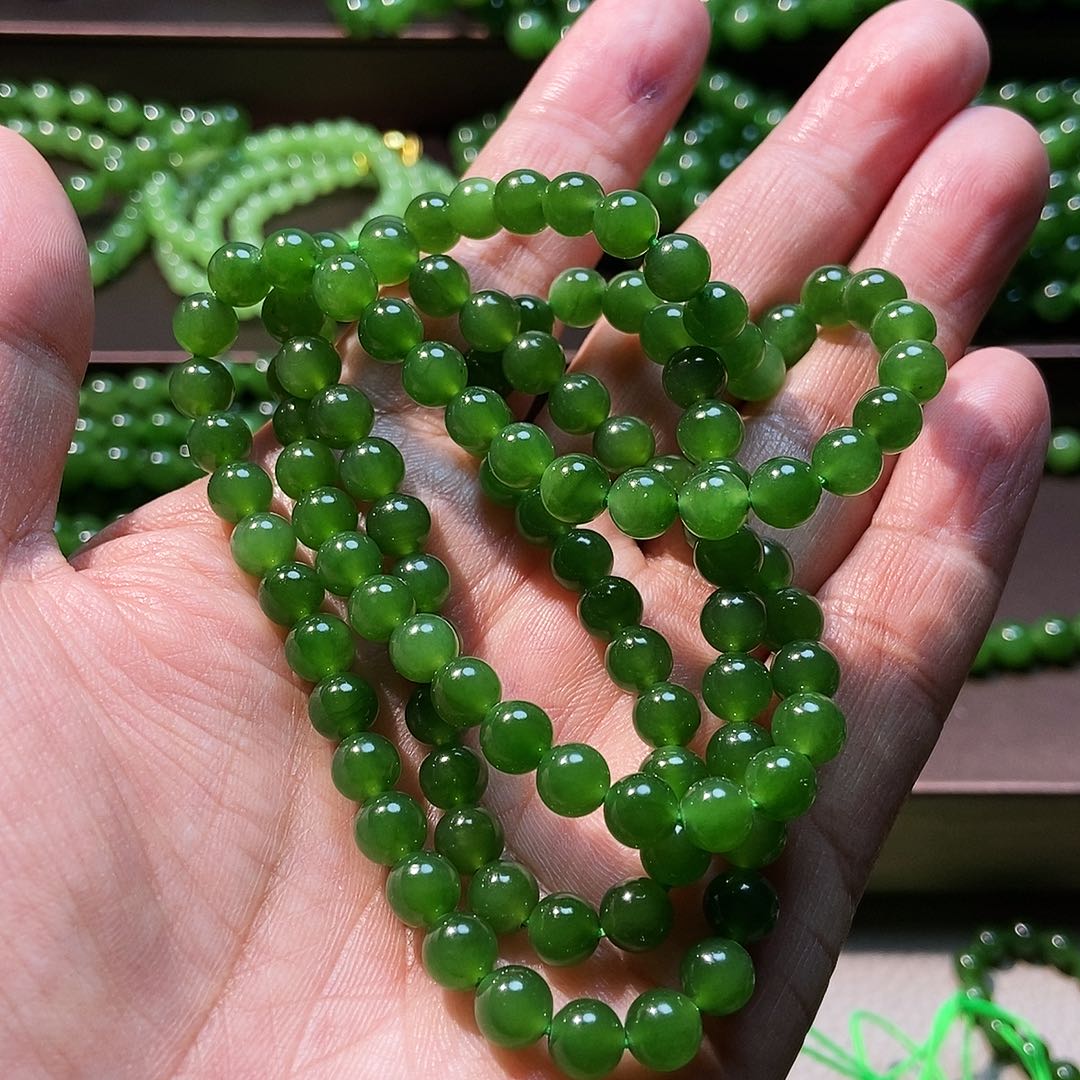 财***贝和田玉（碧玉）未镶嵌手链