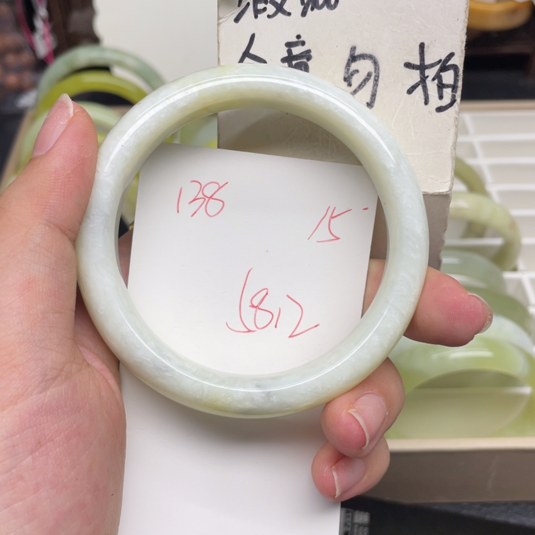 未镶嵌蛇纹石玉手镯