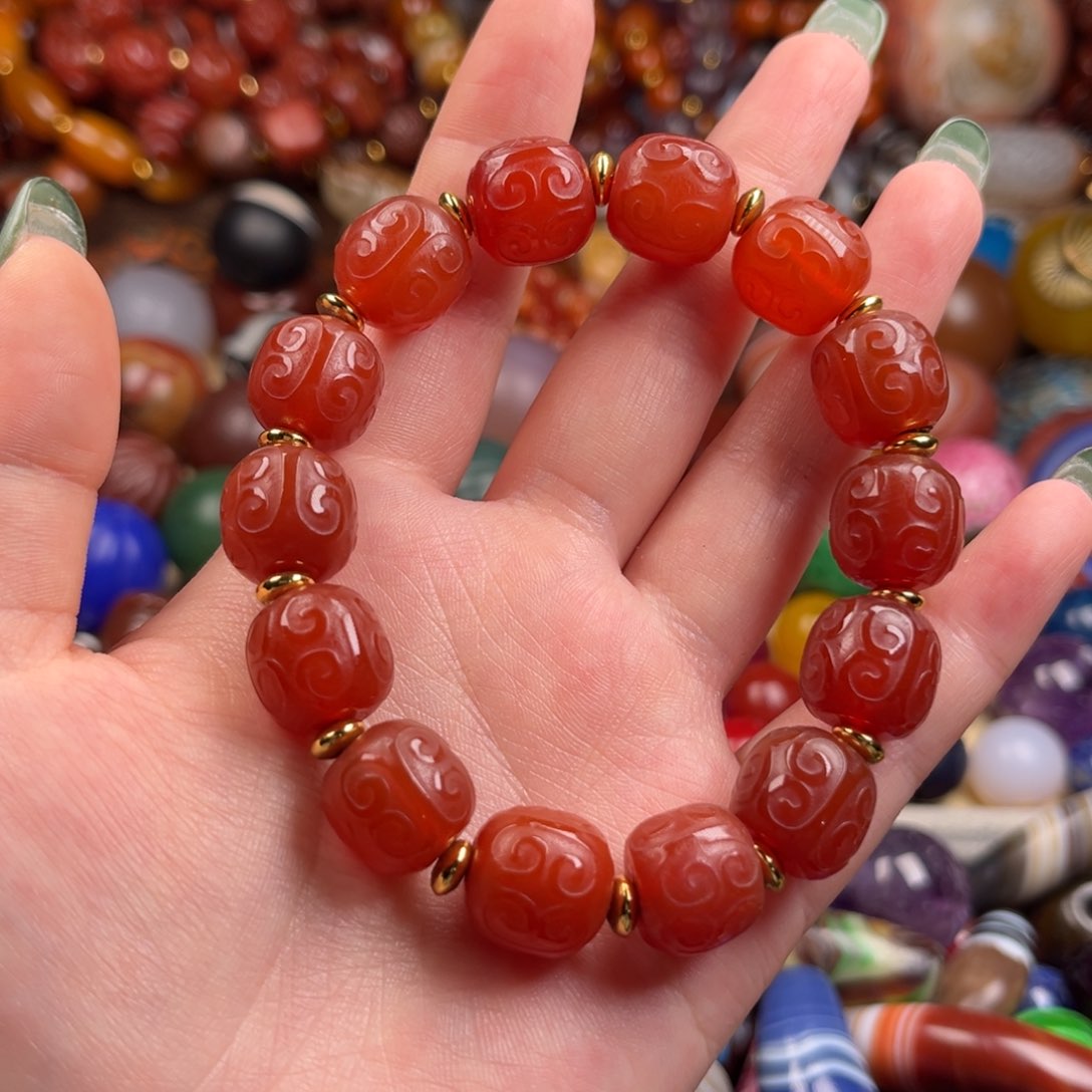 玛瑙/玉髓颈饰未镶嵌