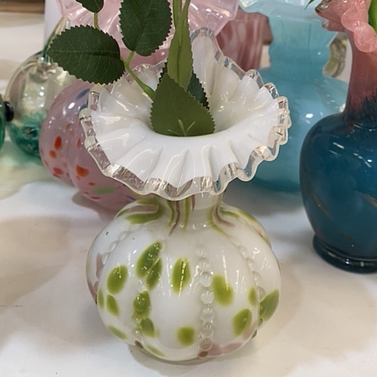 花瓶高13厘米口径2厘米