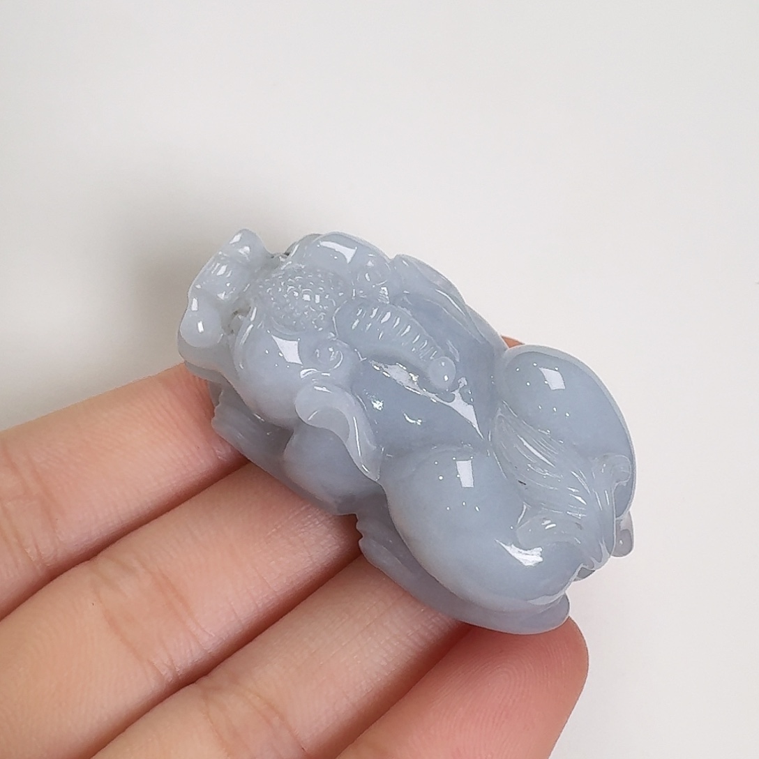 翡翠颈饰未镶嵌貔貅