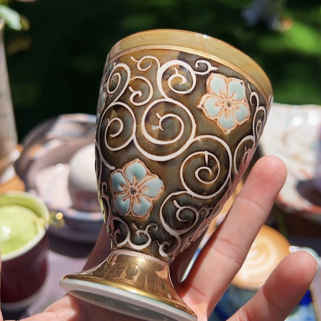 咖啡杯和茶杯是我们学校一