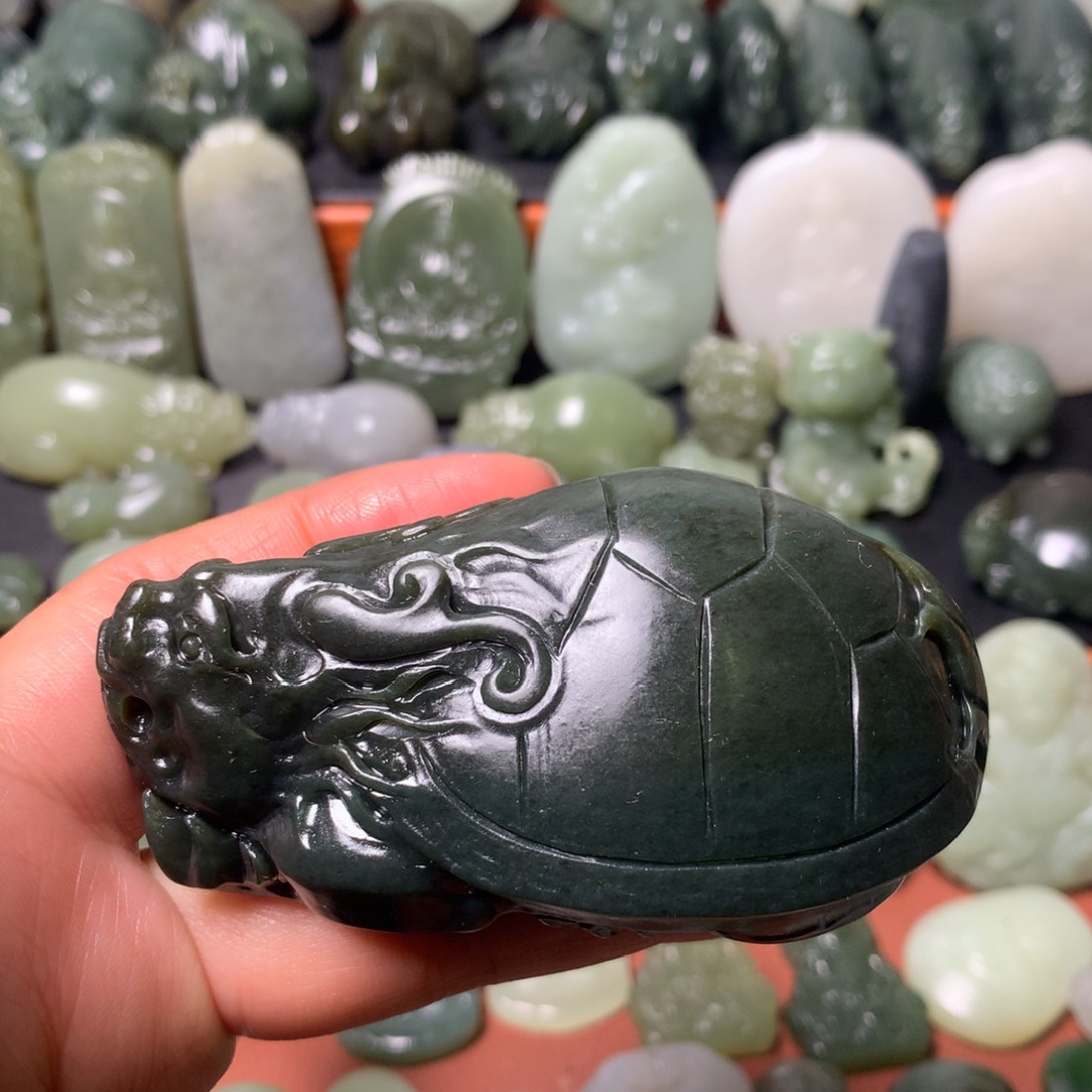 和田玉颈饰未镶嵌挂件36