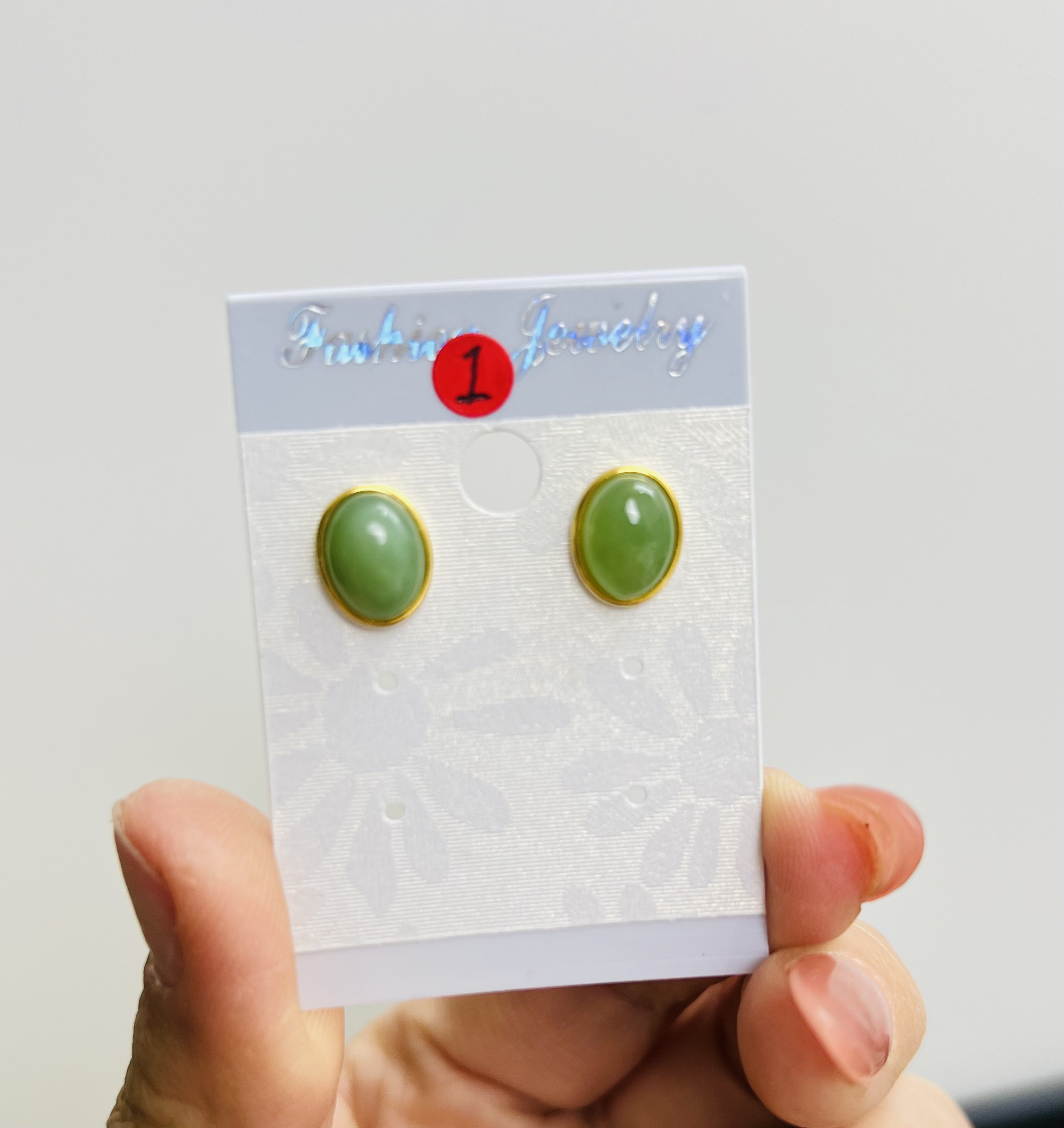 天然和田碧玉女士耳钉