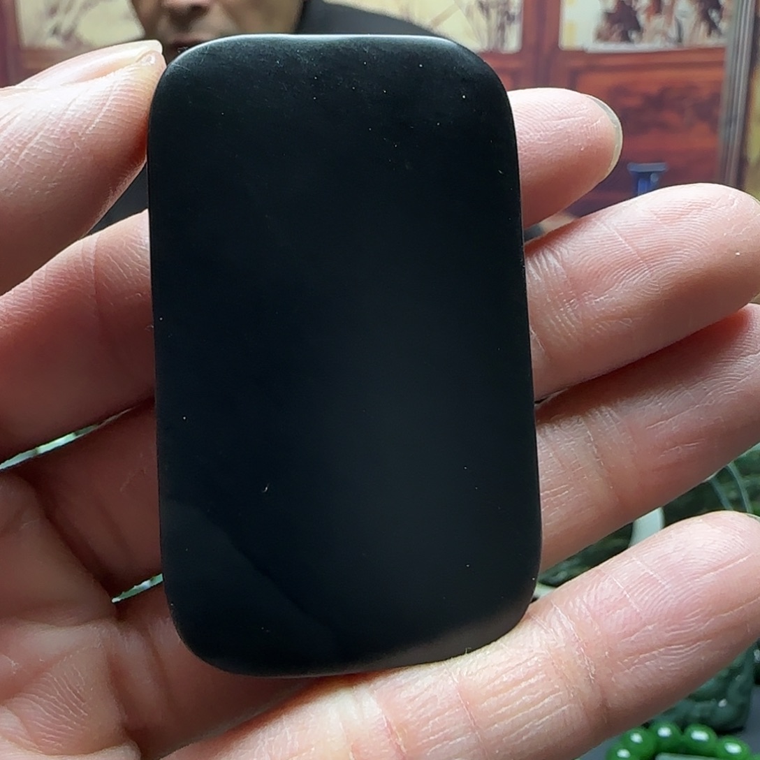 和田玉未镶嵌吊坠