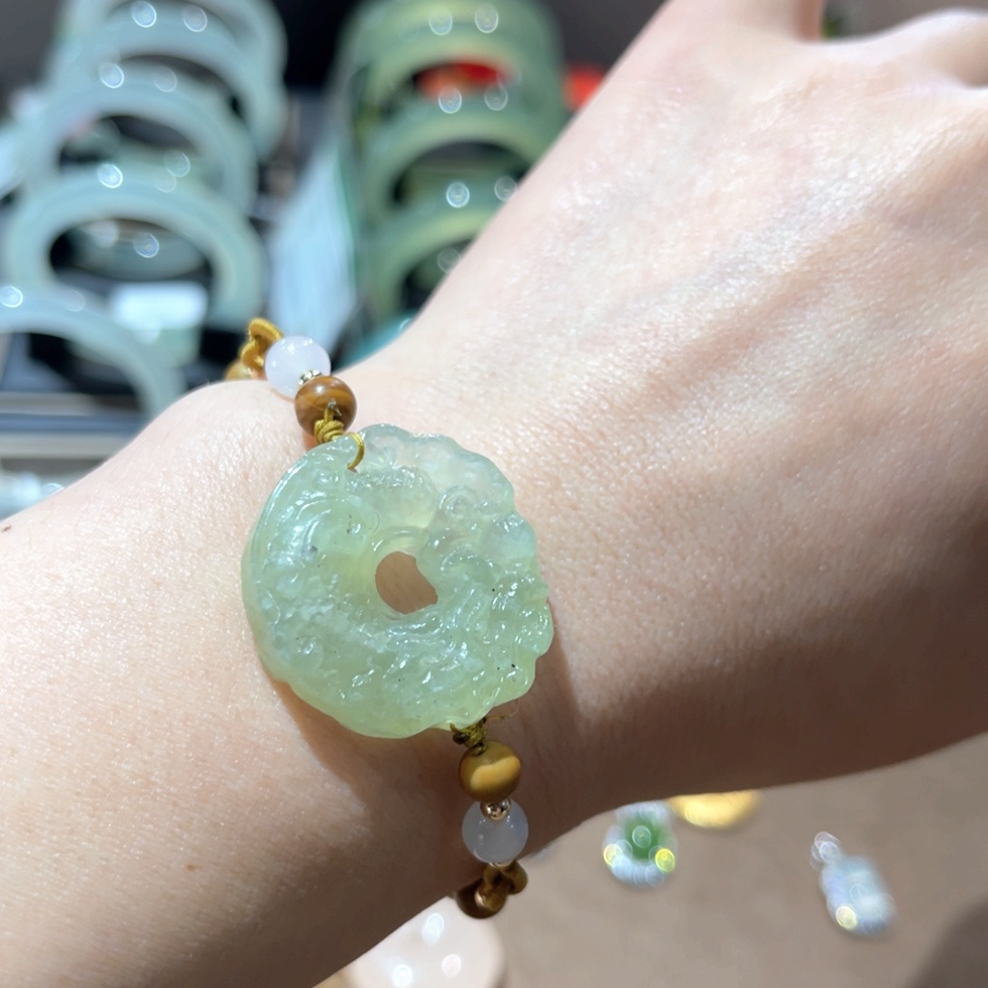 岫玉手镯未镶嵌手镯