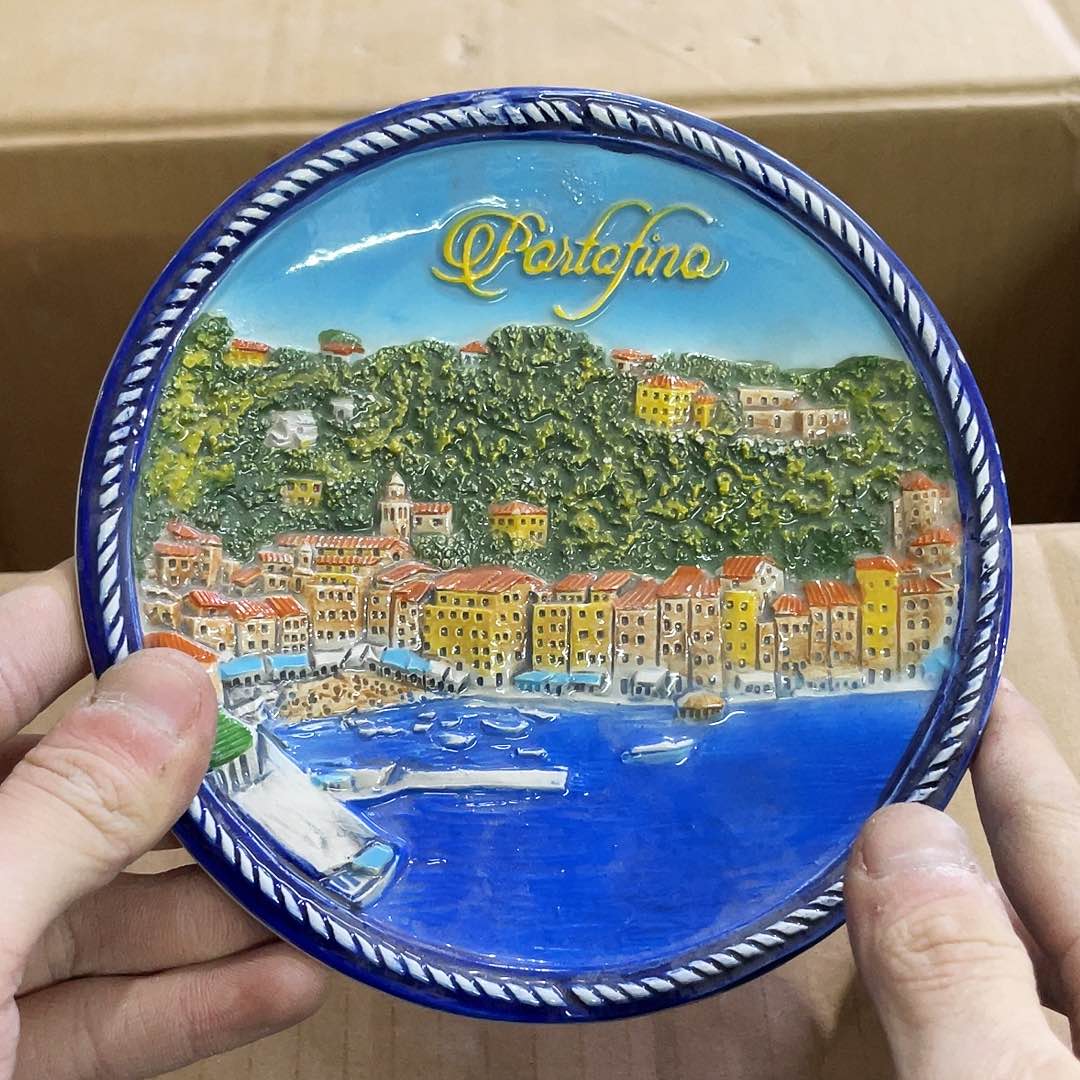 摆件   磕碰。封釉。