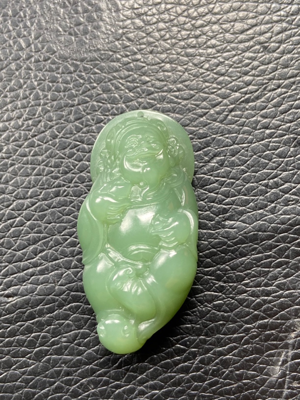 和田玉俄料碧玉粉青财神吊坠