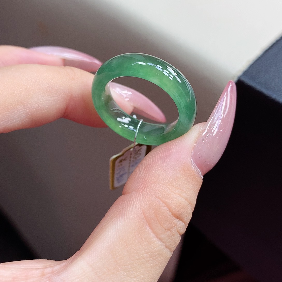 翡翠戒指未镶嵌16-17号