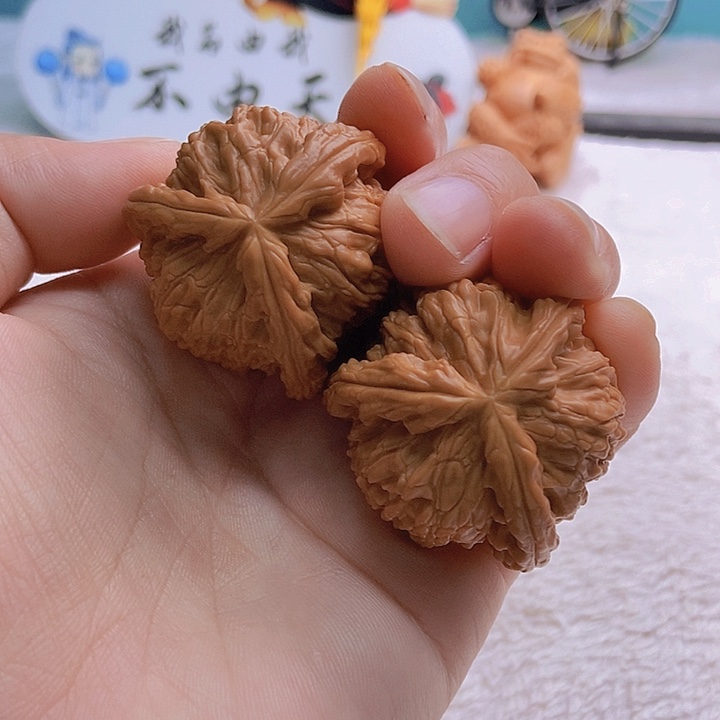 把件文玩核桃J****）三棱