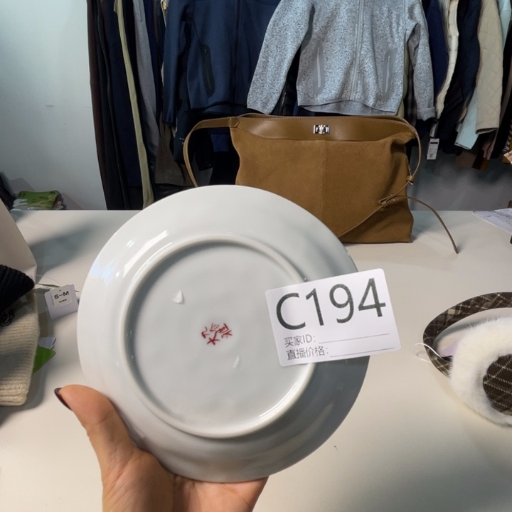 瓷片197藏蓝白。。。。。。。。。。。。。