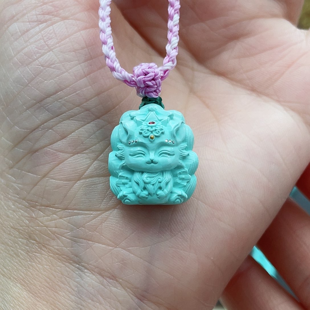 绿松石颈饰未镶嵌